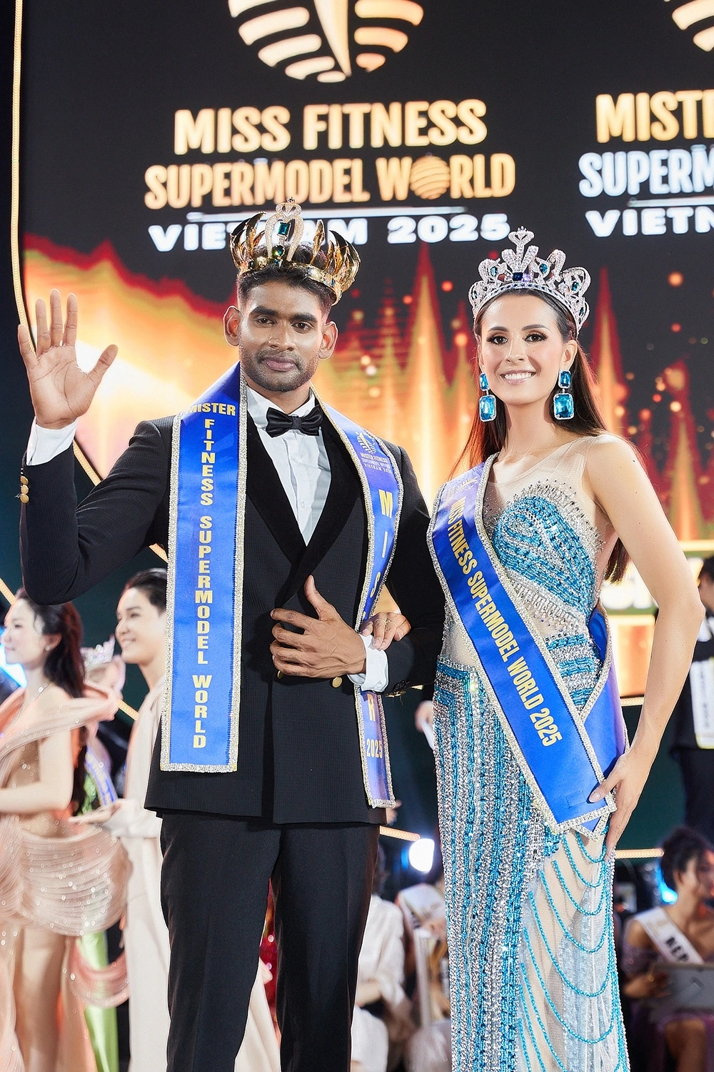 Danh hiệu Nam vương Siêu mẫu Thể hình Thế giới 2025 đã được trao cho thí sinh đến từ Sri Lanka – Kurukulasuriyage Vishmitha Divyanja Perera và Hoa hậu Siêu mẫu Thể hình Thế giới 2025 thuộc về thí sinh đại diện Canada – Rincon Mildred Esmith. (Ảnh: BTC)