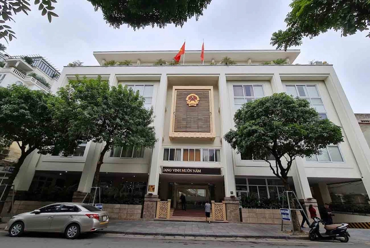 Trụ sở HĐND - UBND quận Hoàn Kiếm hiện nay tại địa chỉ 126 phố Hàng Trống sẽ được sử dụng làm trụ sở Đảng ủy - UBND phường Hoàn Kiếm (mới). Ảnh: Hà Nội Mới