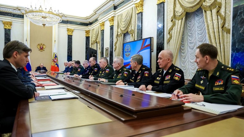 Tổng thống Nga Putin phát biểu trong cuộc họp về chương trình trang bị vũ khí quốc gia ngày 11/6/2025. Ảnh: Sputnik