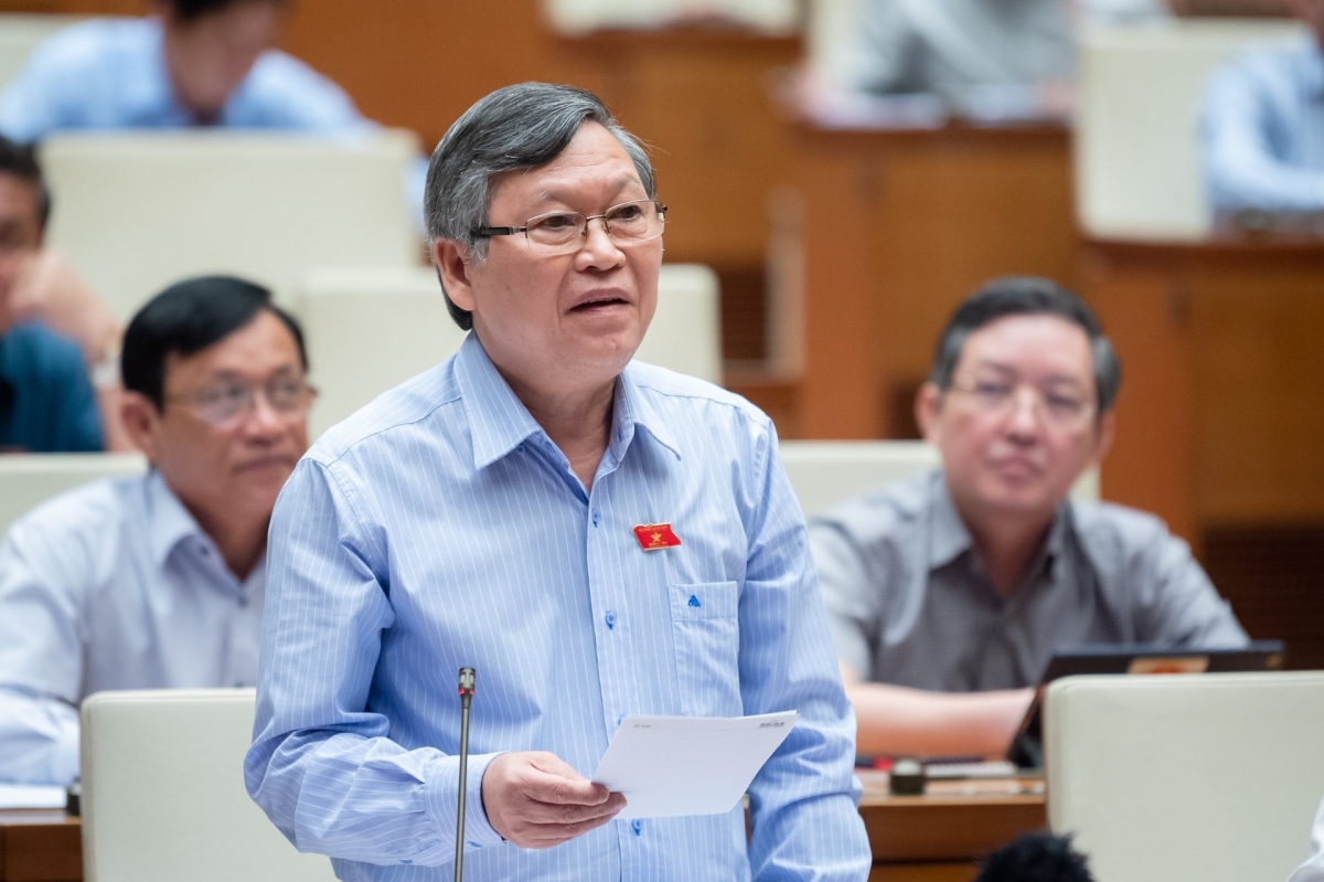 Đại biểu Tô Văn Tám (đoàn Kon Tum). Ảnh Quốc hội.