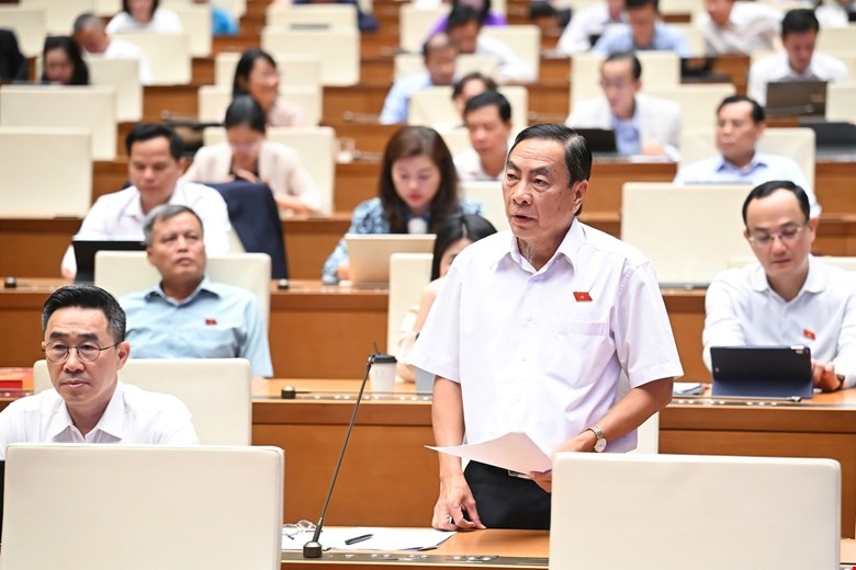 Đại biểu Phạm Văn Hoà (đoàn Đồng Tháp). Ảnh Quốc hội.
