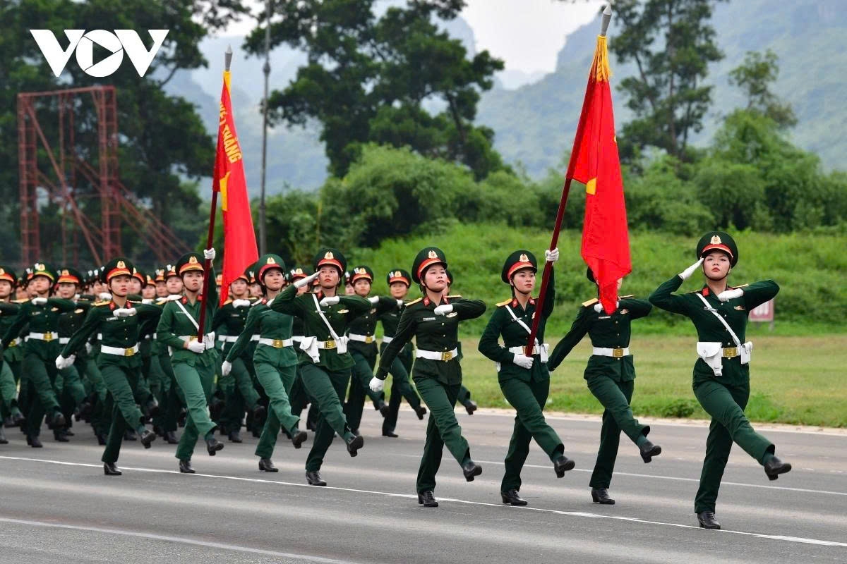 Female military medical officers are present at the rehearsal. During the wars, they played a critical role in protecting the health of soldiers and wounded combatants, and supported civilians in war-torn areas.