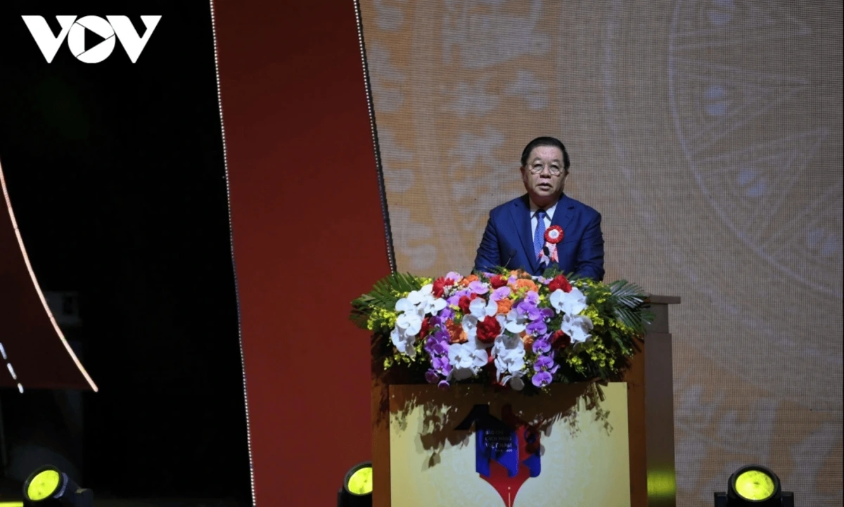 Politburo member, Secretary of the Party Central Committee, Chairman of the Party Central Committee’s Commission for Information, Education and Mass Mobilisation Nguyen Trong Nghia delivers a speech at the event.