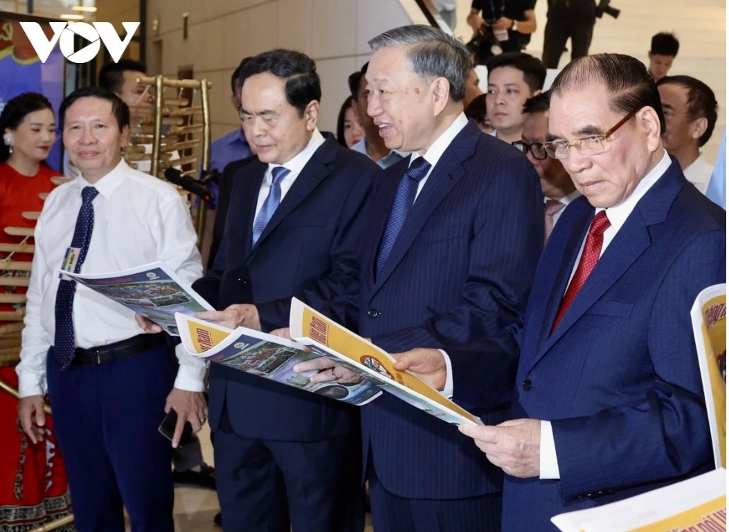 Tổng Bí thư Tô Lâm và các vị lãnh đạo Đảng, Nhà nước dự Lễ kỷ niệm 100 năm Ngày Báo chí cách mạng Việt Nam (21/6/1925 - 21/6/2025).