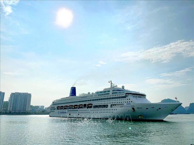 China's Piano Land cruise ship docks at Ha Long International Passenger Port  (Photo: VNA)