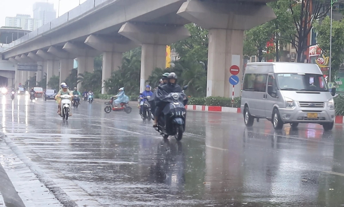 Bắc Bộ, Thanh Hóa và Nghệ An có mưa rào và dông