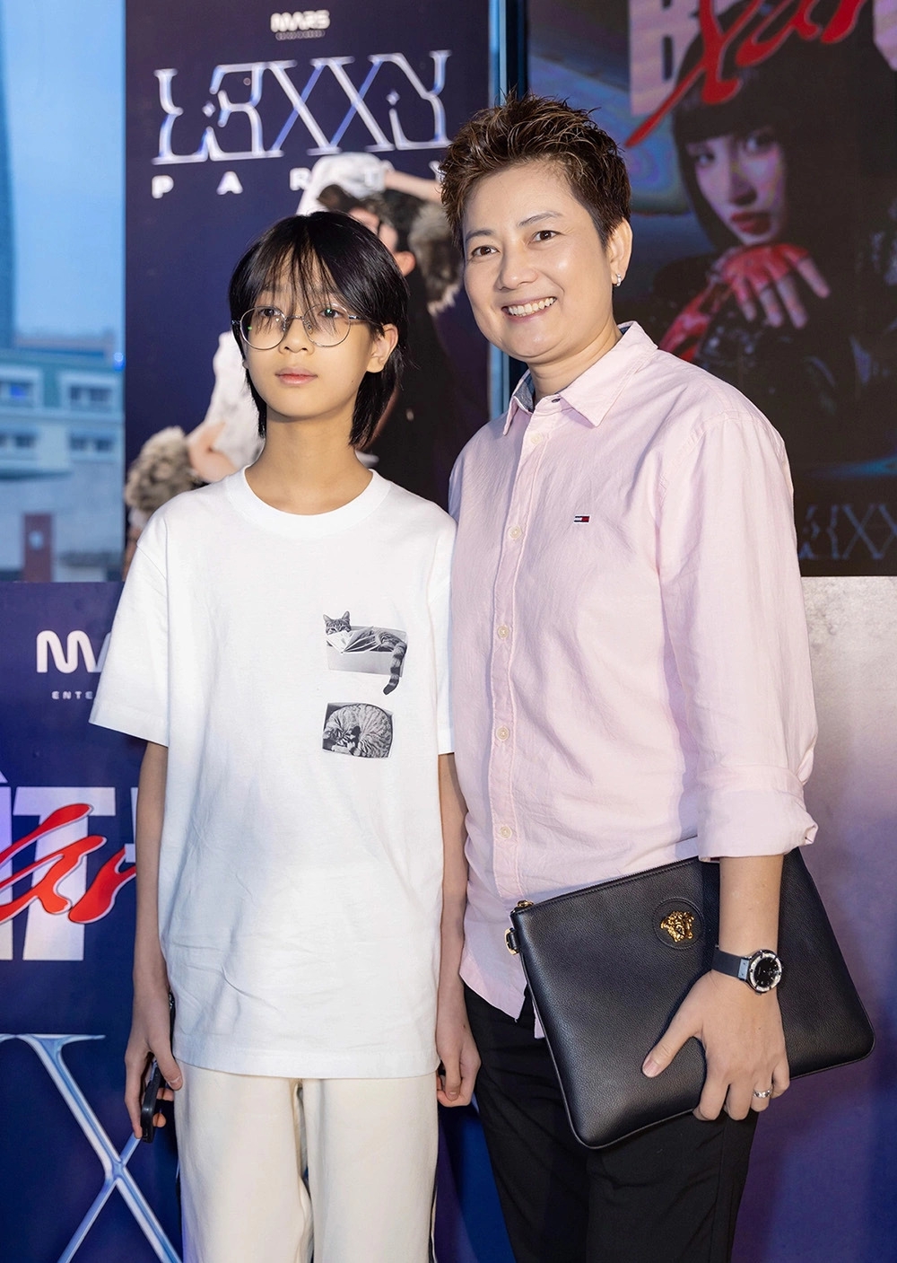 Cựu người mẫu Thúy Vinh cho biết sau 7 năm ly hôn, cô và chồng cũ người Singapore vẫn thường xuyên liên lạc, giữ mối quan hệ tốt đẹp để cùng lo cho con trai chung.