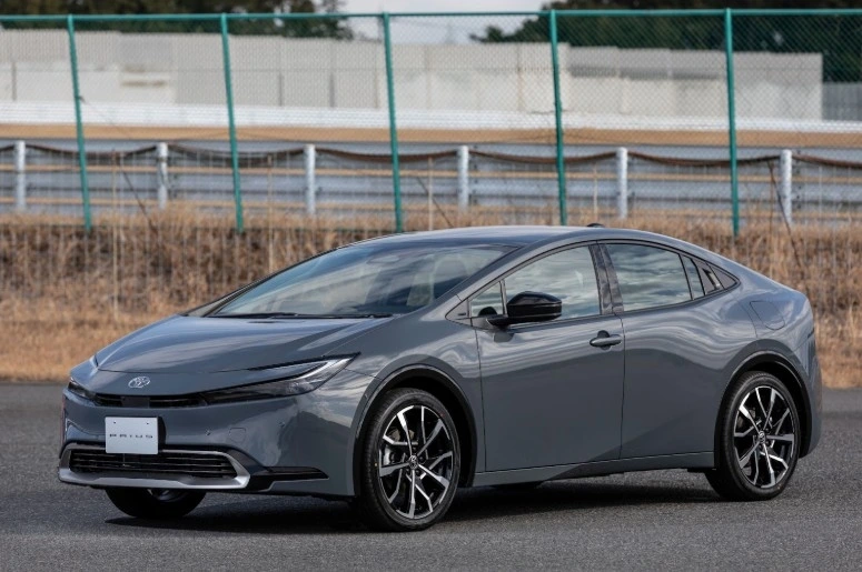 Prius - mẫu xe hybrid thành công nhất mọi thời. 