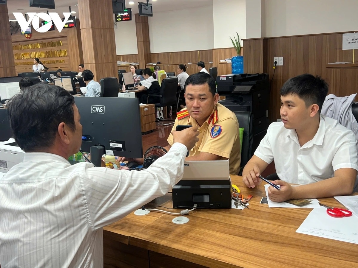 Trung tâm phục vụ hành chính công tỉnh Khánh Hòa nâng cao năng lực phục vụ người dân