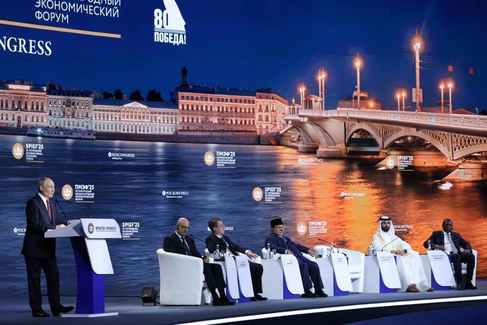 Tổng thống Nga Putin phát biểu tại phiên toàn thể