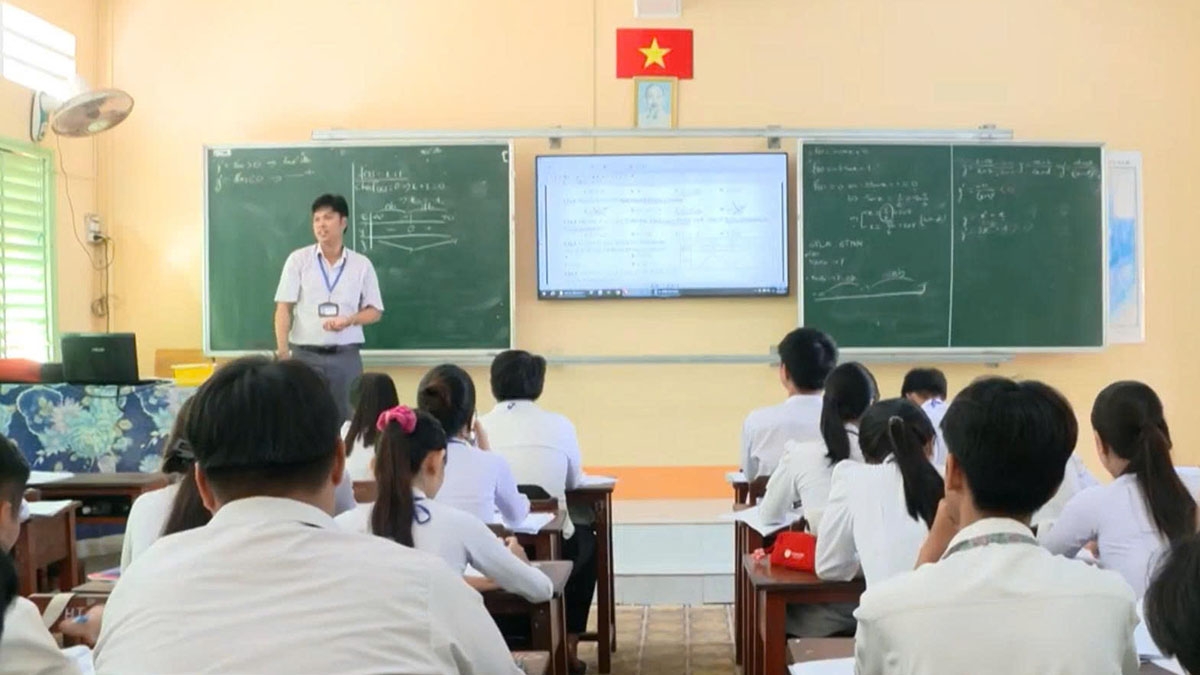 Các trường tổ chức ôn thi cho các em học sinh