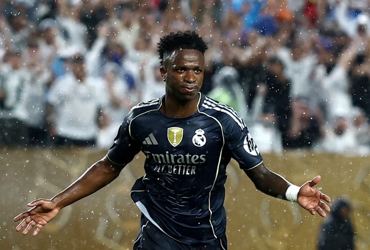 Vinicius tỏa sáng rực rỡ giúp Real Madrid giành ngôi nhất bảng (Ảnh: Reuters).