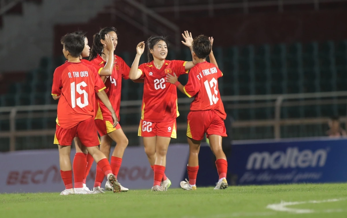 Niềm vui của các cầu thủ U19 nữ Việt Nam. (Ảnh: HFF).