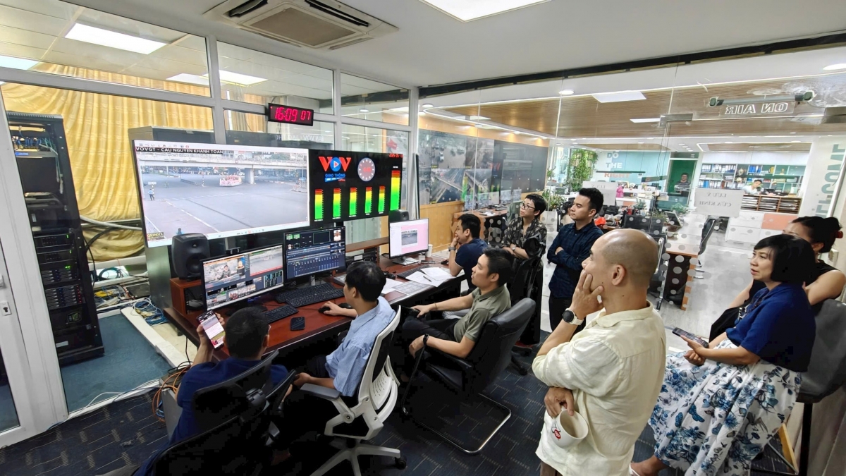 Hậu trường kênh phát thanh VOV giao thông 