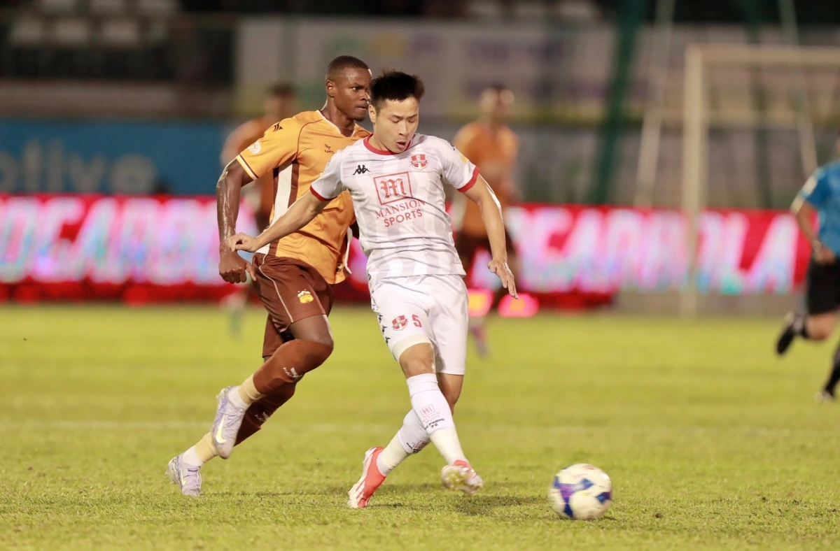Đặng Văn Tới chia tay CLB Hải Phòng. (Ảnh: VPF)