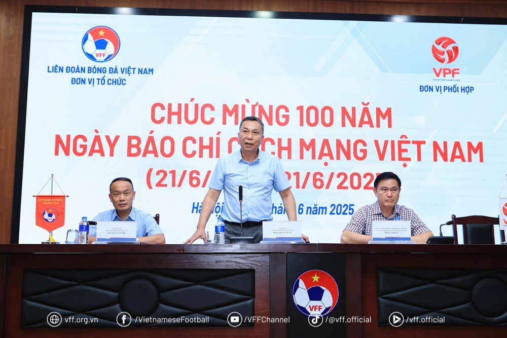 Chủ tịch VFF Trần Quốc Tuấn phát biểu. (Ảnh: VFF). 