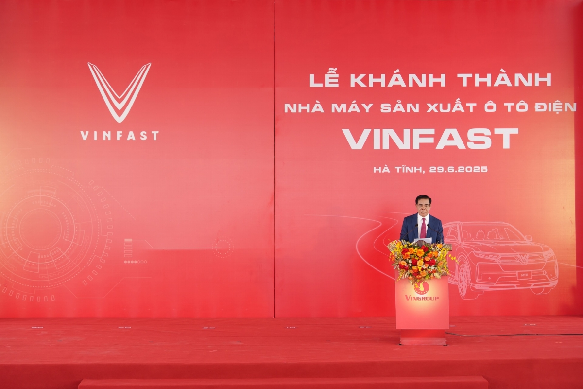 Ông Võ Trọng Hải, Phó Bí thư tỉnh uỷ, Chủ tịch UBND tỉnh Hà Tĩnh đánh giá cao tiến độ dự án và đóng góp của Tập đoàn Vingroup cho kinh tế xã hội địa phương.