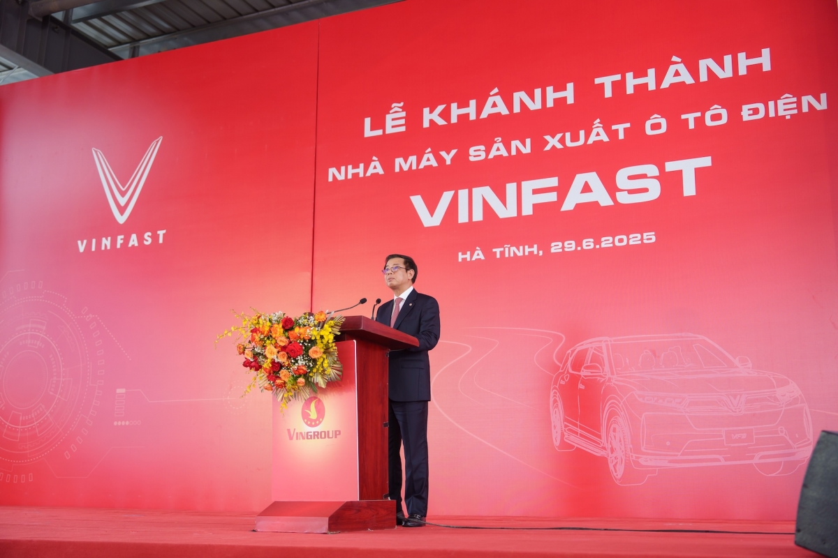 Ông Nguyễn Việt Quang, Phó chủ tịch kiêm Tổng giám đốc Tập đoàn Vingroup phát biểu tại sự kiện.
