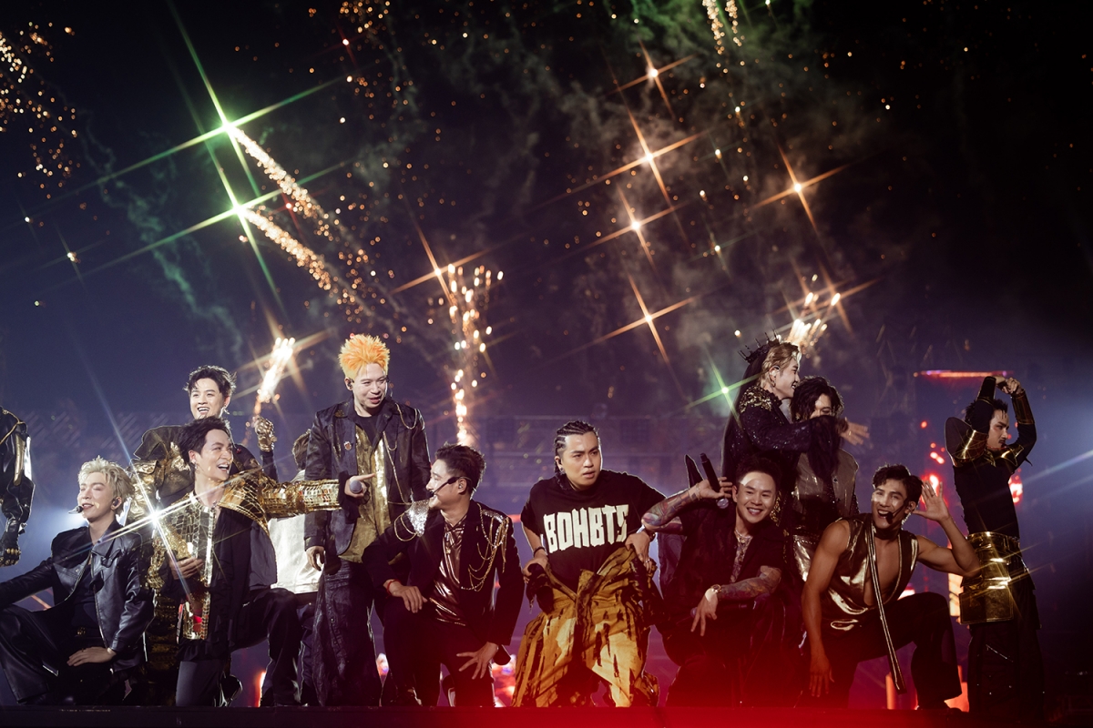 Với lần trở lại miền Bắc này, BTC Anh trai vượt ngàn chông gai concert được đầu tư khủng với hệ thống âm thanh và ánh sáng ấn tượng, tối ưu trải nghiệm của khán giả ở mọi góc nhìn.