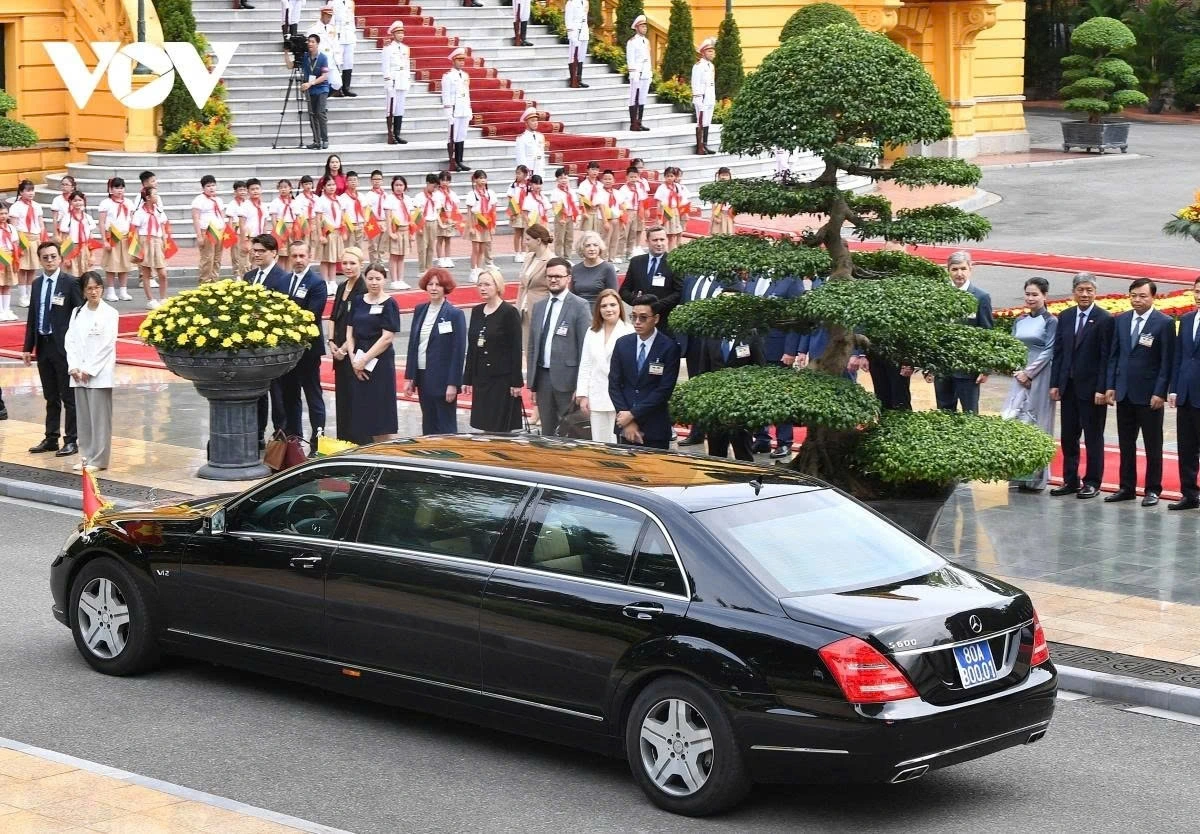 The visit, the first by a Lithuanian head of state to Vietnam in many years, marks a highly important diplomatic event, underscoring the two countries’ commitment to strengthening their traditional friendship and all-around cooperation.