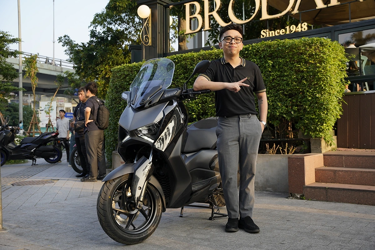 Yamaha XMAX 300 sở hữu thiết kế hiện đại, thể thao