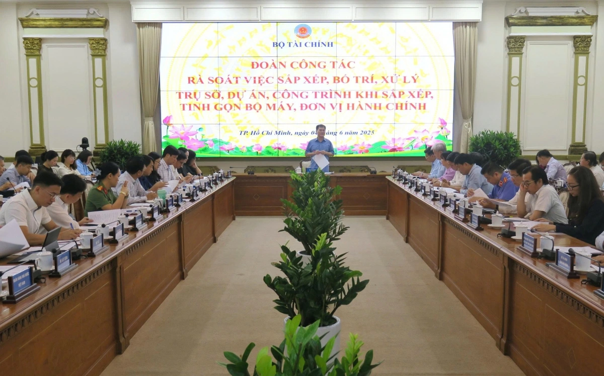 Toàn cảnh buổi làm việc