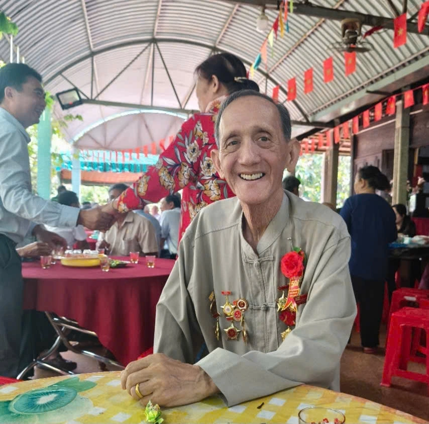 Cựu chiến binh Đoàn Văn Khanh cho rằng Tiền Giang và Đồng Tháp hợp nhất là phù hợp với điều kiện văn hóa, lịch sử và sự phát triển tương lai