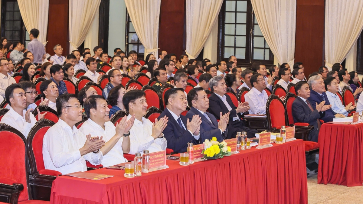 Quang cảnh hội nghị