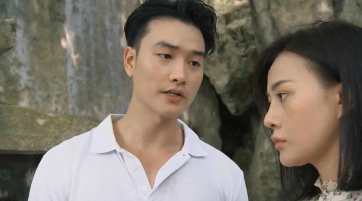 Sau bộ phim "Quỳnh búp bê", Trọng Lân tiếp tục gắn liền với vai phản diện. Trong "Cô gái nhà người ta", nam diễn viên đảm nhận vai Cường, con trai ông chủ xưởng dệt giàu có của làng. Anh ta một mặt theo đuổi cô giáo Uyên, mặt khác lại vẫn tán tỉnh Đào, em gái của Uyên. Cường khiến khán giả ghét cay ghét đắng vì sự bất tài, bỉ ổi và hám gái.