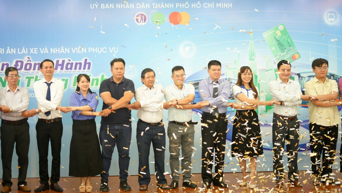 Ngành giao thông phát động chương trình thi đua “Chạm đều tay – Rinh ngay giải về”