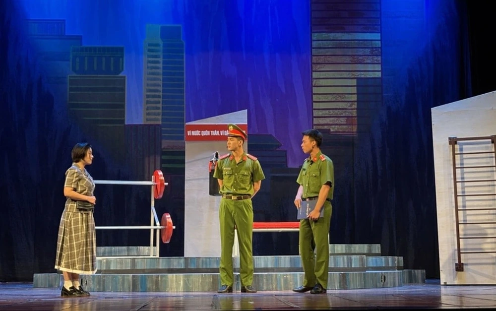 Kịch bản "Đối mặt" do tác giả Trịnh Huyền chắp bút, được dàn dựng bởi đạo diễn – NSND Tuấn Hải. Ảnh: NHCC