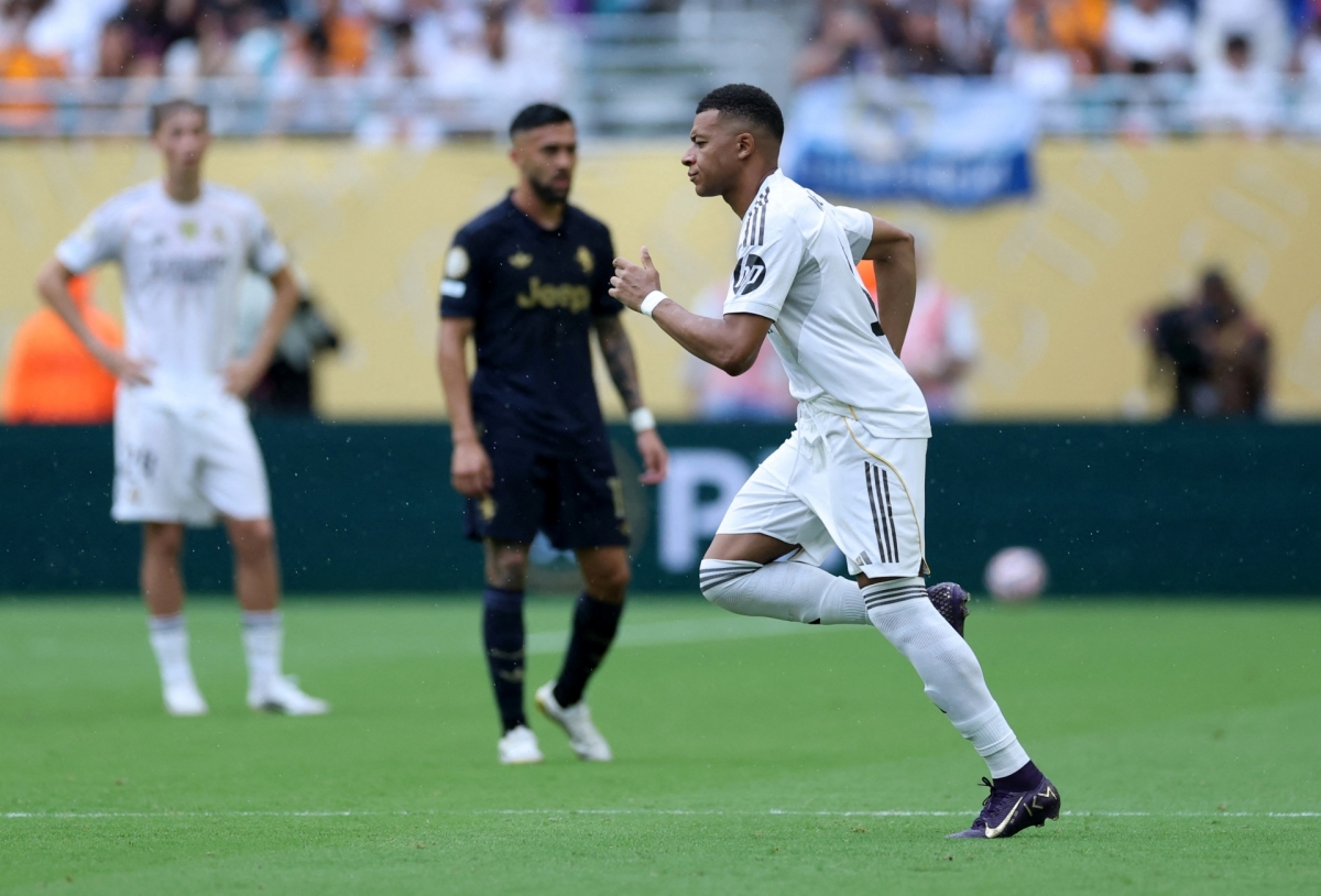 Mbappe đang chưa có cảm giác bóng tốt nhất (Ảnh: Reuters)