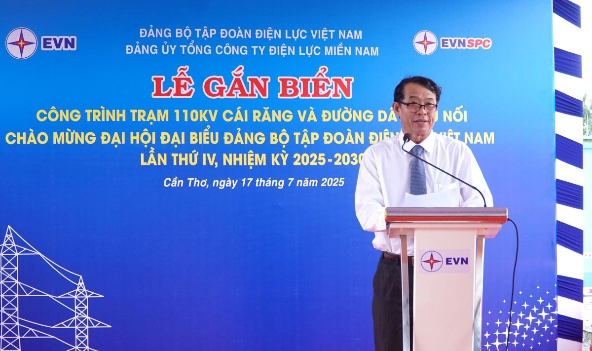 Đồng chí Nguyễn Văn Khởi – Thành ủy viên, Phó Chủ tịch UBND TP. Cần Thơ phát biểu tại Lễ gắn biển công trình Trạm 110kV Cái Răng và đường dây đấu nối