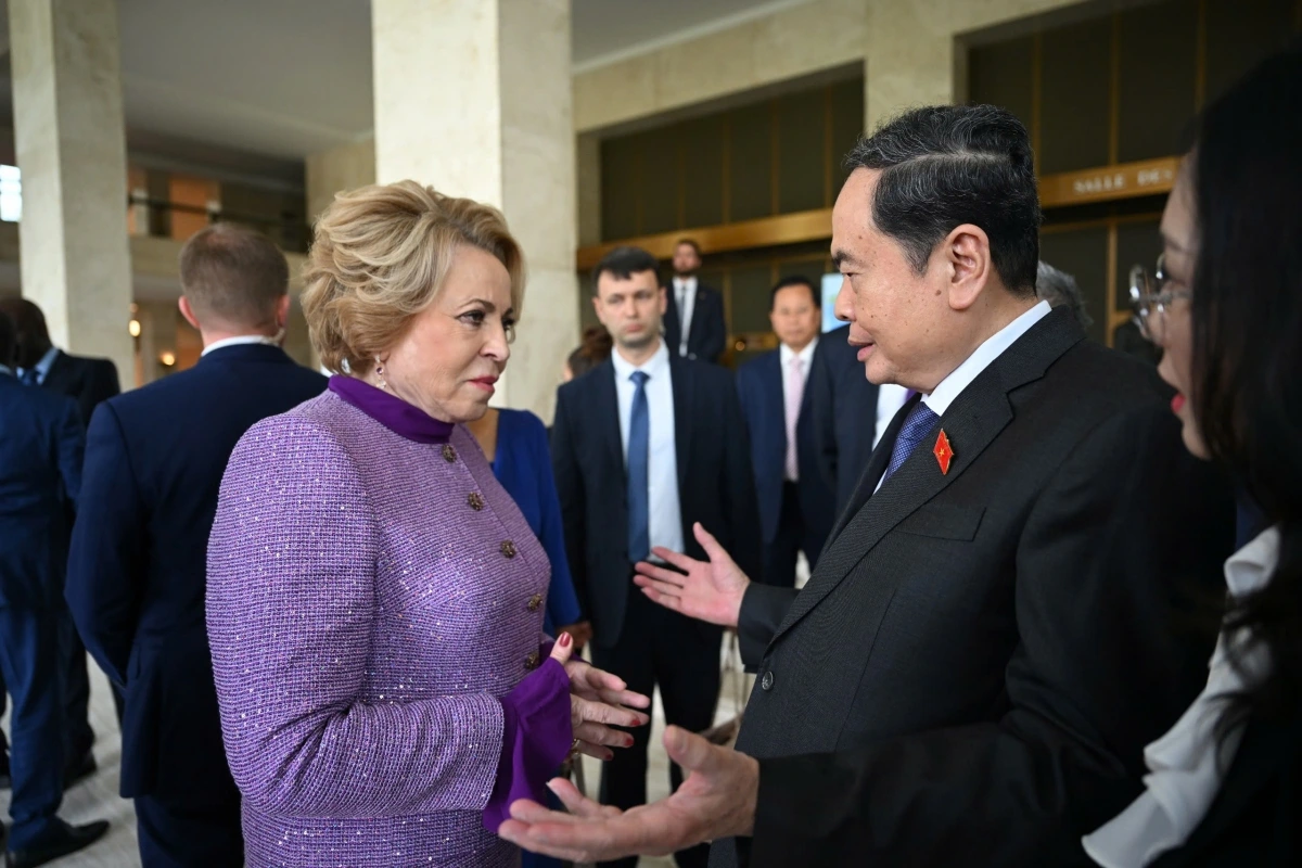 Chủ tịch Quốc hội Trần Thanh Mẫn gặp Chủ tịch Hội đồng Liên bang Nga