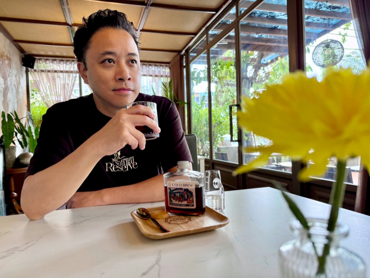 Đạo diễn Victor Vũ bày tỏ đang có một ý tưởng mới nhưng thể tiết lộ. (Nguồn: FBNV)
