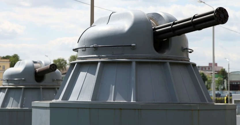 Hệ thống pháo AK-306. Ảnh: Modern Engineering Marvels