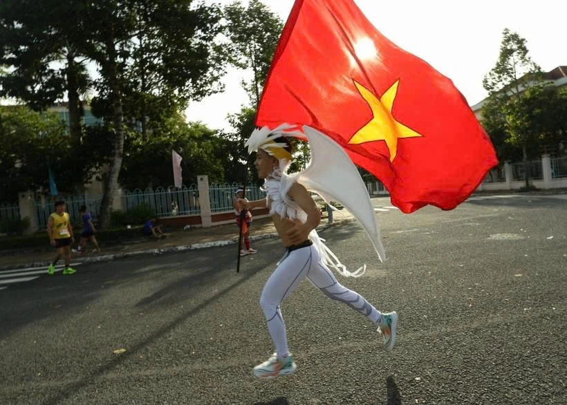 An athlete on the race track (Photo: VNA)