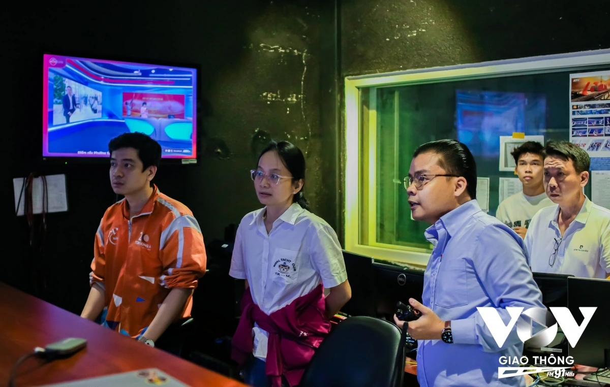 Sản xuất chương trình tại trường quay Đài Truyền hình TP.HCM (HTV)