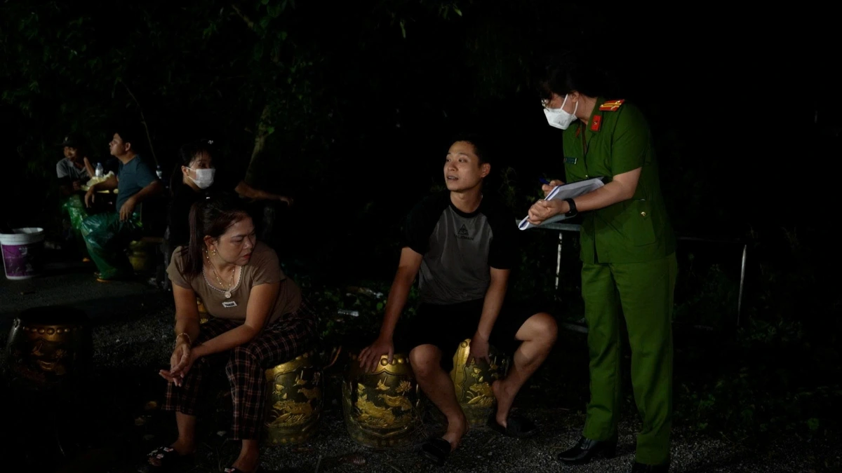 Tại thời điểm kiểm tra, lực lượng chức năng phát hiện tại cơ sở giết mổ do Lê Văn Tươi và Nguyễn Thị Thư: có 45 con lợn sống có biểu hiện nhiễm bệnh, 1.050kg thịt lợn nguyên con đã giết mổ, 450kg nội tạng. Tổng số hàng hóa vi phạm bị phát hiện, thu giữ là 4.300kg.
