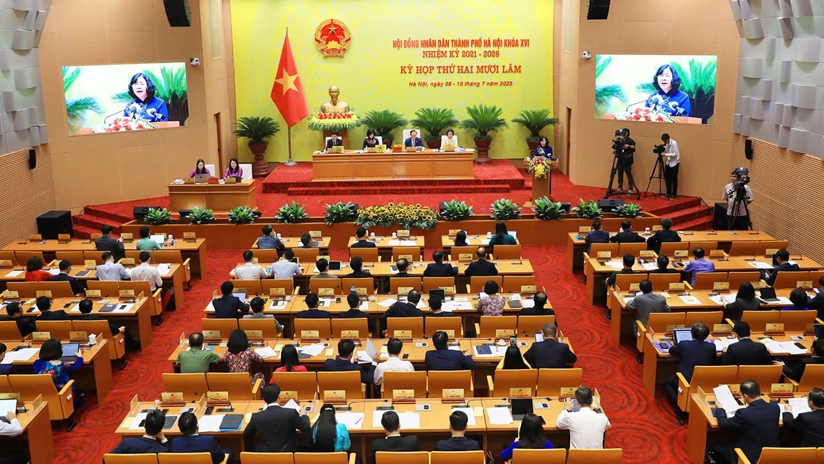 Quang cảnh kỳ họp thứ 25- kỳ họp thường kỳ giữa năm của HĐND thành phố Hà Nội.
