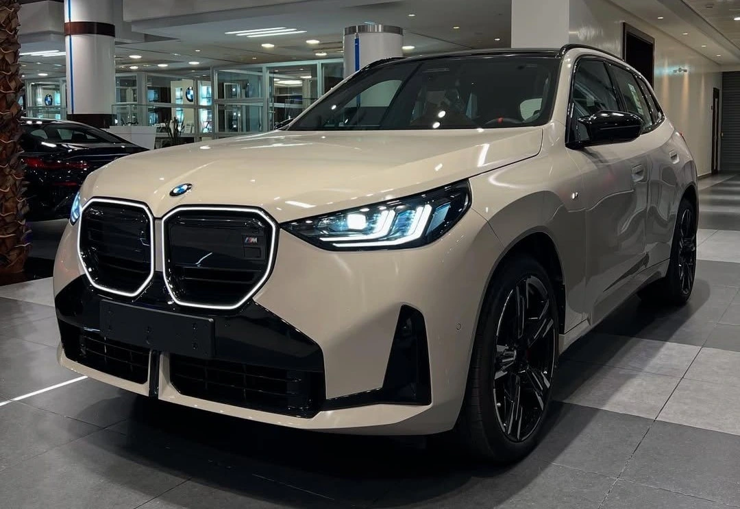 BMW X3 thế hệ mới mang phong cách thiết kế tối giản.