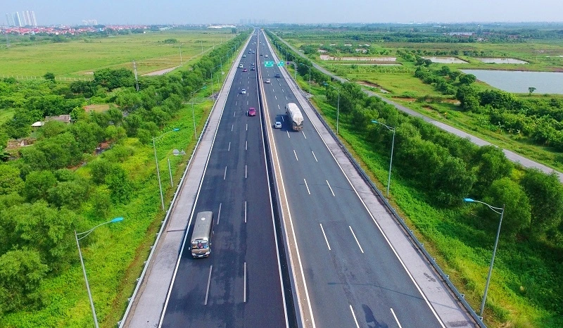Bộ Tài chính yêu cầu kiểm tra, rà soát lại toàn bộ quy trình lựa chọn nhà thầu dự án cao tốc TP.HCM - Chơn Thành. (Ảnh minh họa: KT)