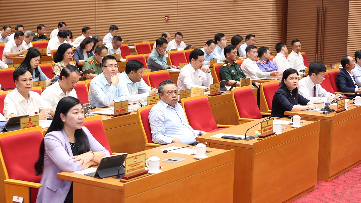 Các đại biểu lãnh đạo Hà Nội tham dự phiên chất vấn