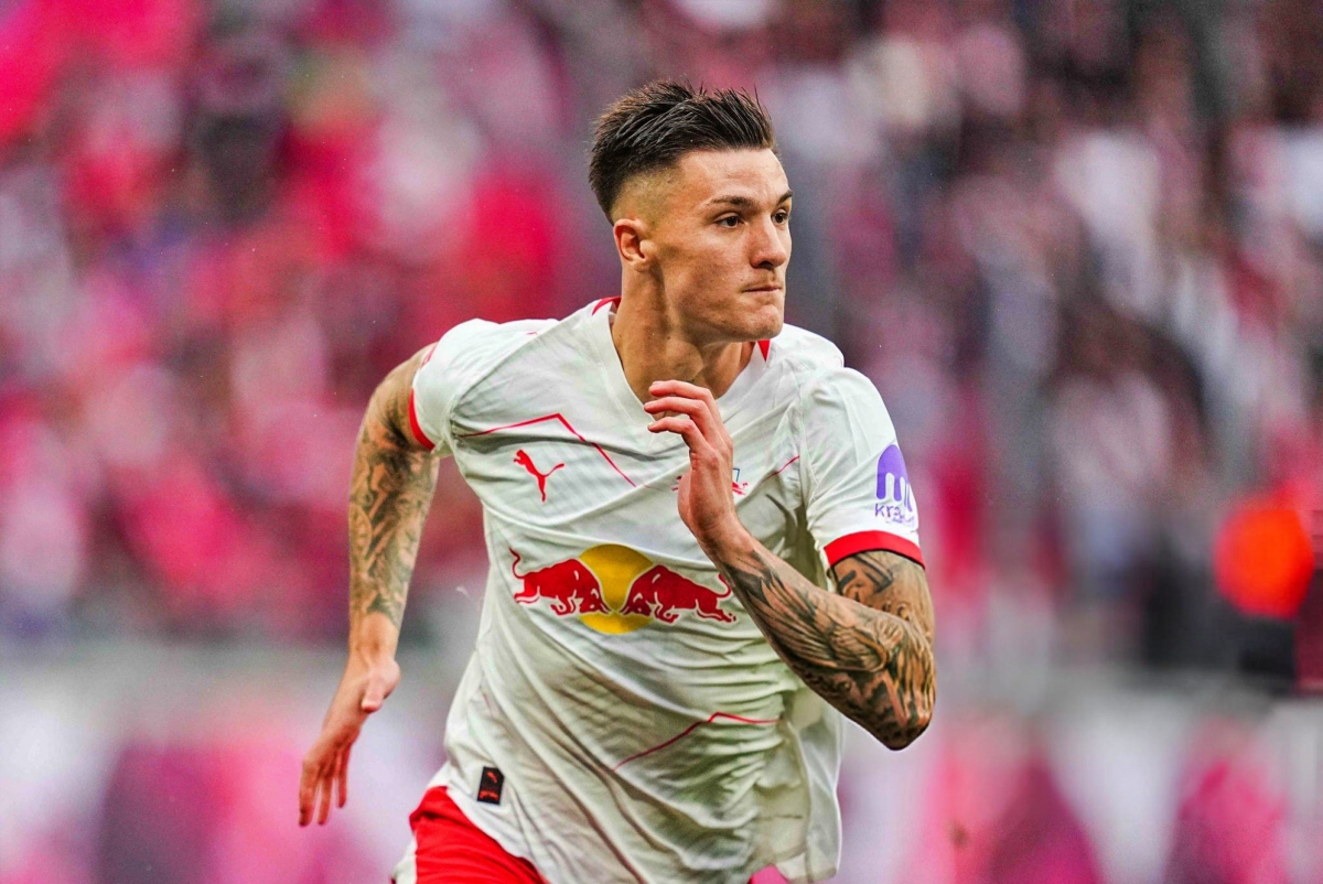 Tiền đạo Benjamin Sesko tìm đường đến Liverpool. (Ảnh: Getty)