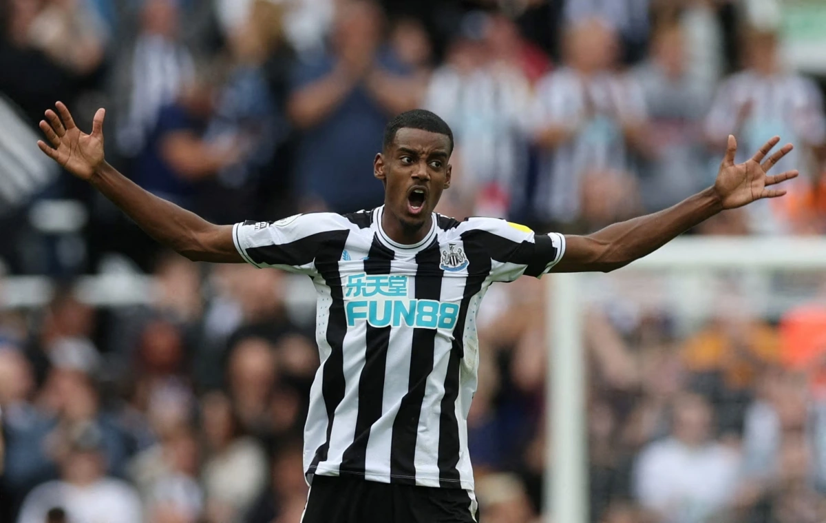 Liverpool bạo chi để có chữ ký của Alexander Isak (Ảnh: Reuters).