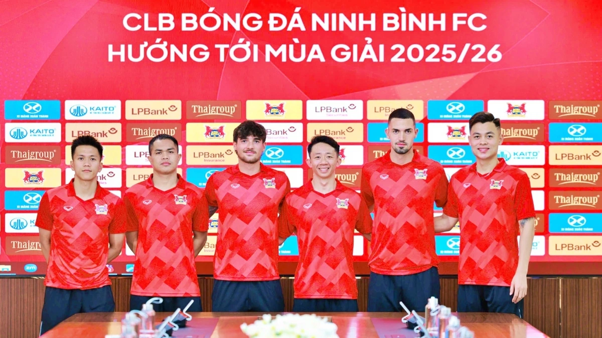 CLB Ninh Bình chiêu mộ 3 cầu thủ HAGL (Ảnh: CLB).