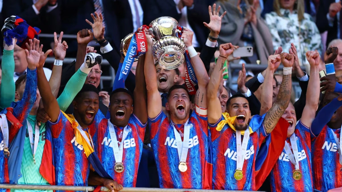 Crystal Palace bị tước quyền tham dự Europa League 2025/2026 (Ảnh: Reuters).