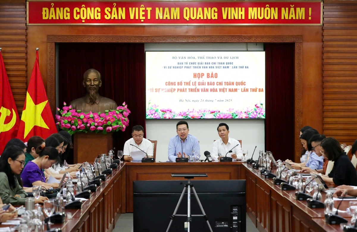 Họp báo công bố Giải Báo chí toàn quốc “Vì sự nghiệp phát triển Văn hóa Việt Nam” lần thứ Ba