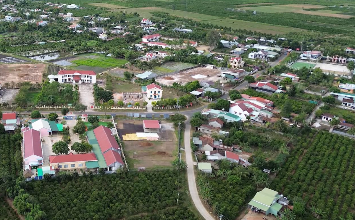 Một góc xã vùng cao Đăk Ui, tỉnh Quảng Ngãi nhìn từ trên cao.