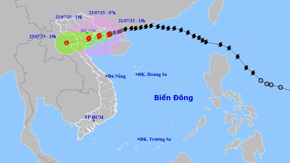 Vị trí và hướng đi của bão Wipha - Ảnh: Trung tâm DBKTTVQG